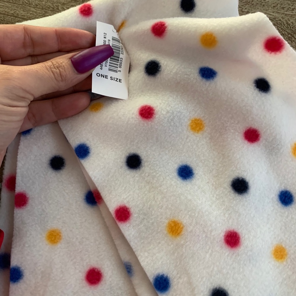 Girls Old Navy Scarf 🧣 - Picture 4 of 5